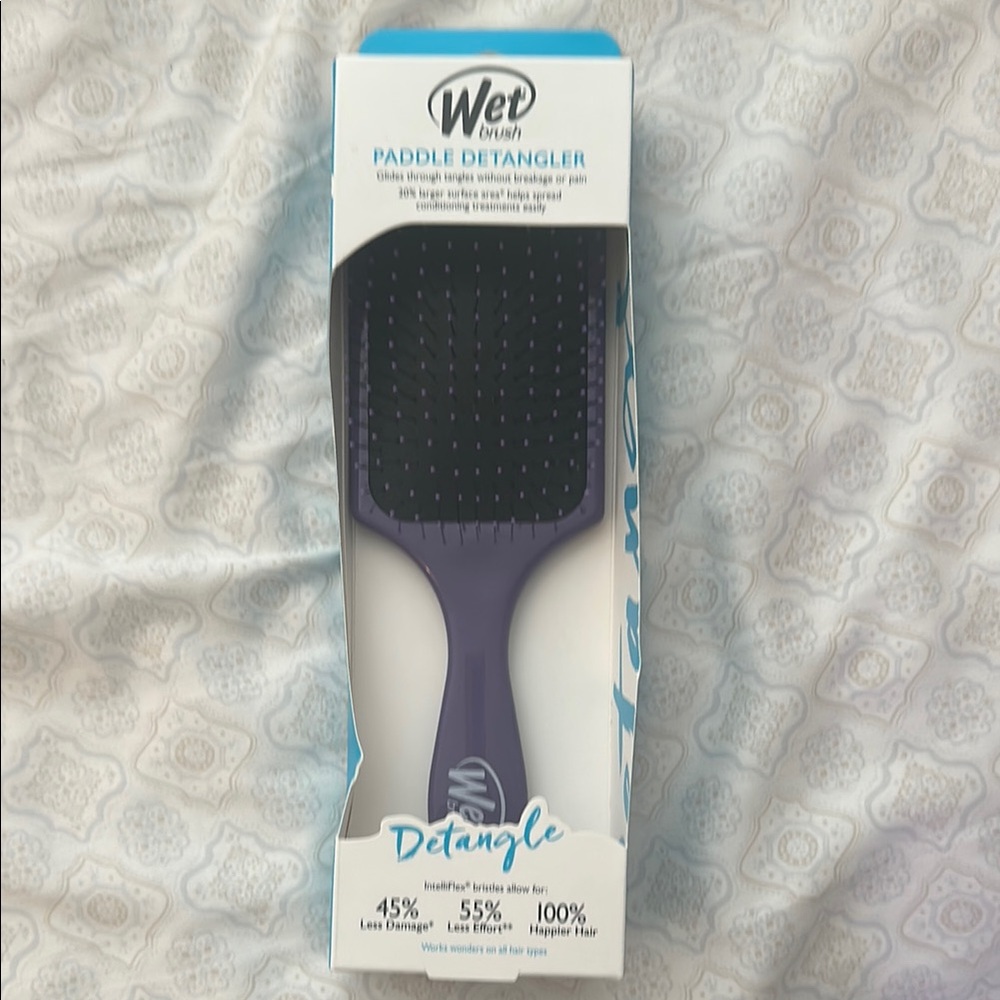 Wet Brush Paddle Detangler in Purple